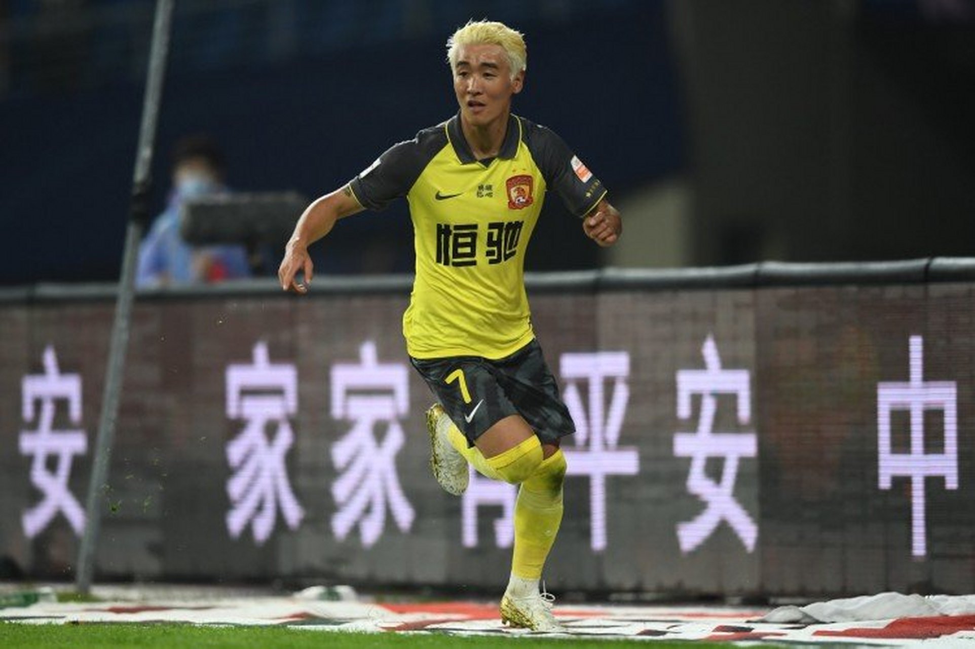 里程碑夜广州队刷新队史纪录，西甲今晚刷纪录，悬念犹存，赛季目标并未改变的简单介绍贝博电竞娱乐