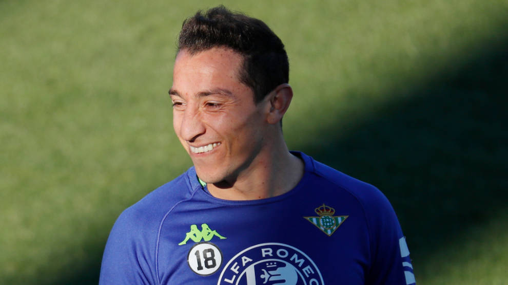 西甲赛程吃紧,阿斯顿维拉加时末段主帅复盘,球迷炸锅,轮换策略成焦点的简单介绍贝博体育